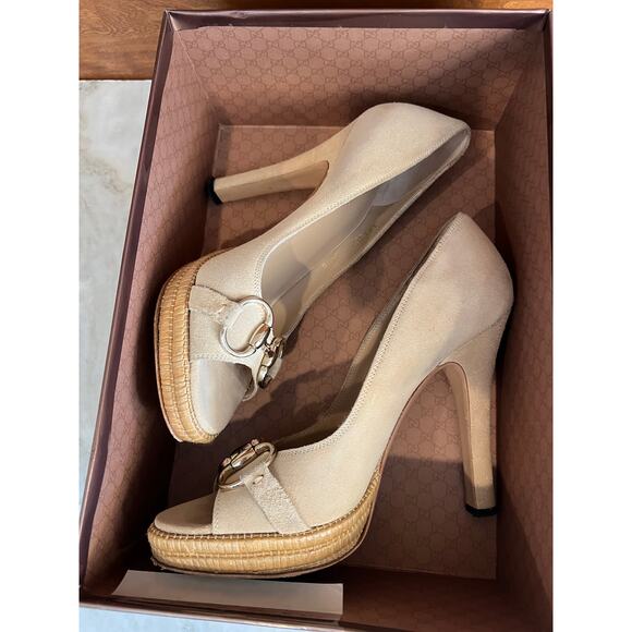 Gucci Suede Horsebit Platform Open toe Heels Pumps Sand 6.5 - Picture 15 of 15